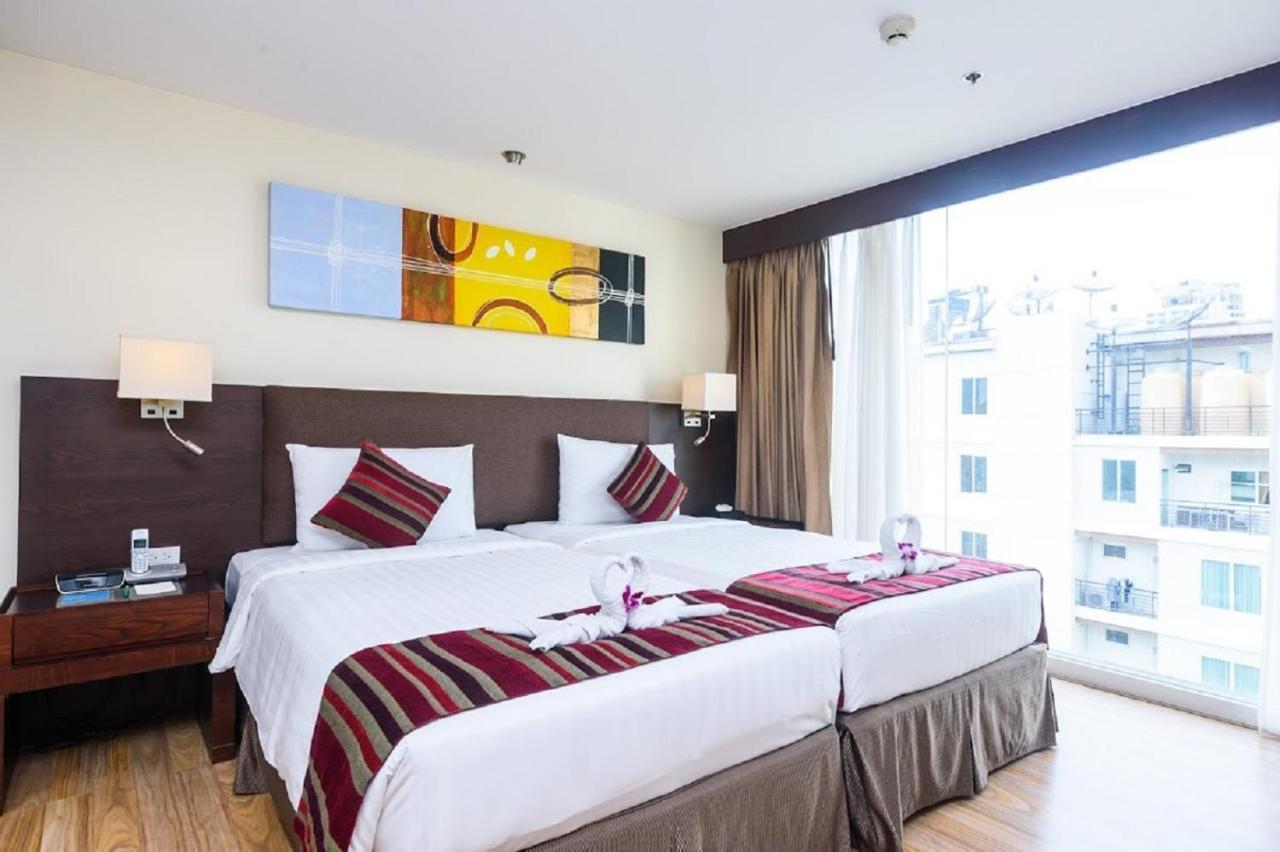 Deluxe Suite